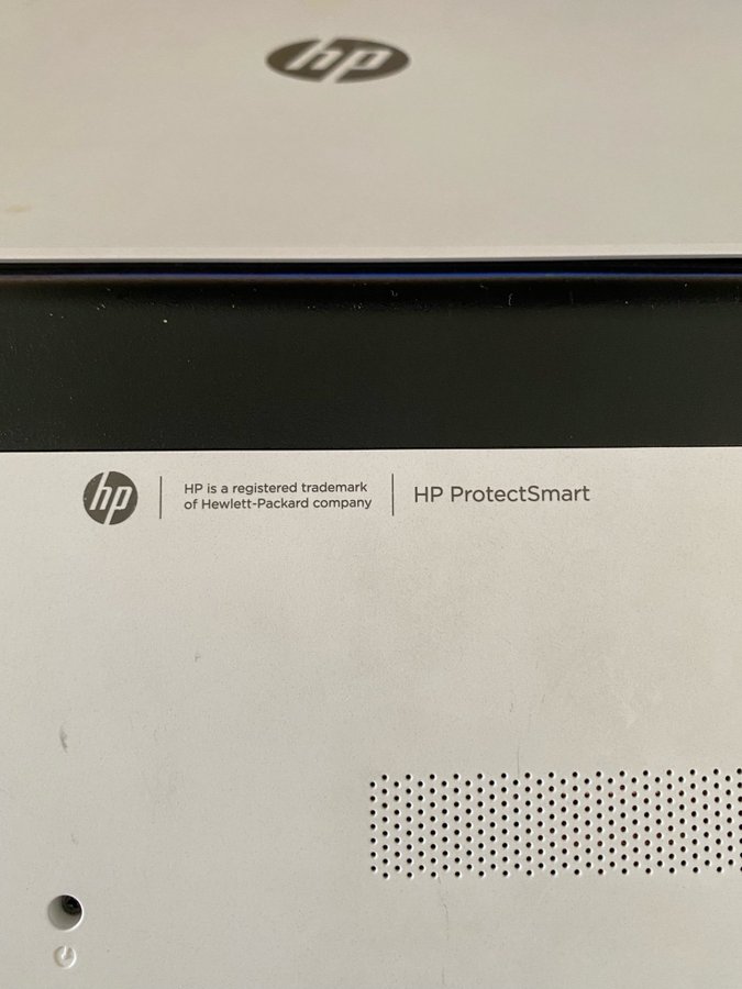 HP Protect Smart 17 skärm