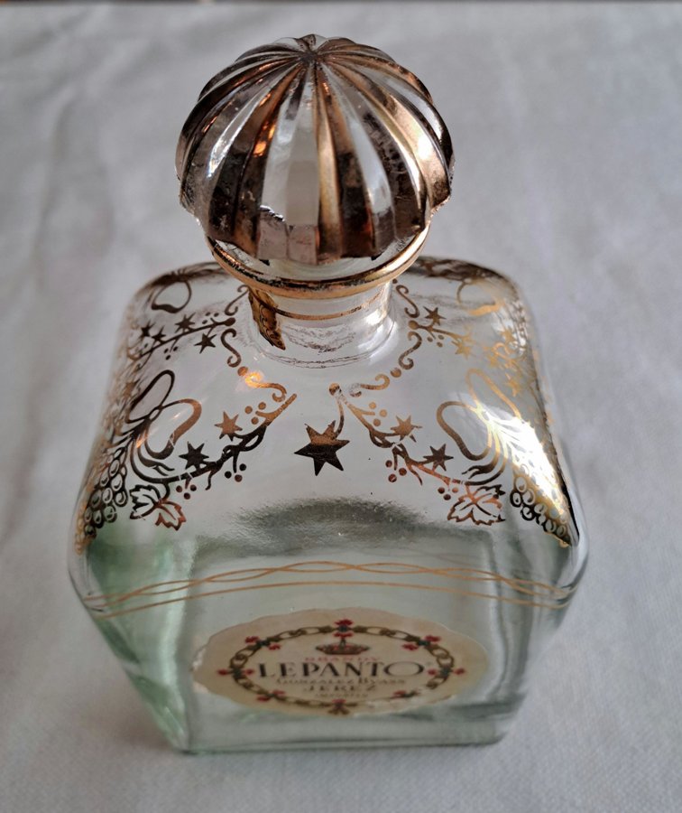 Gammal Lepanto Brandy flaska. Vintage