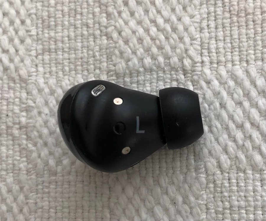 Samsung Galaxy Buds hörlurar 1st