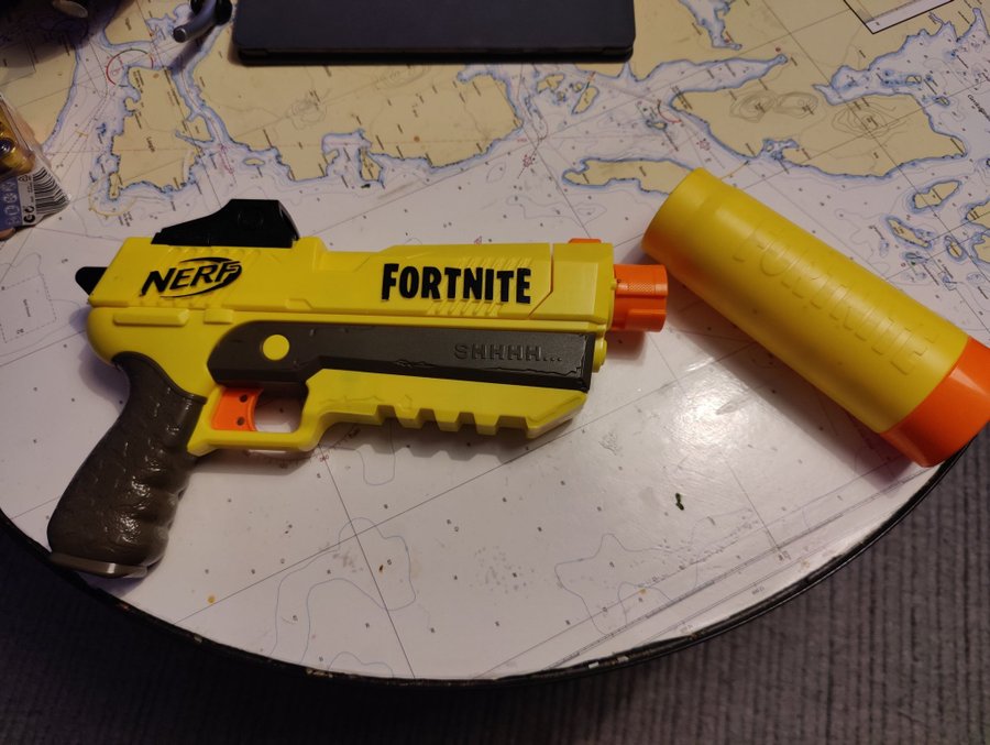 NERF Fortnite SP-L Sneaky Springer