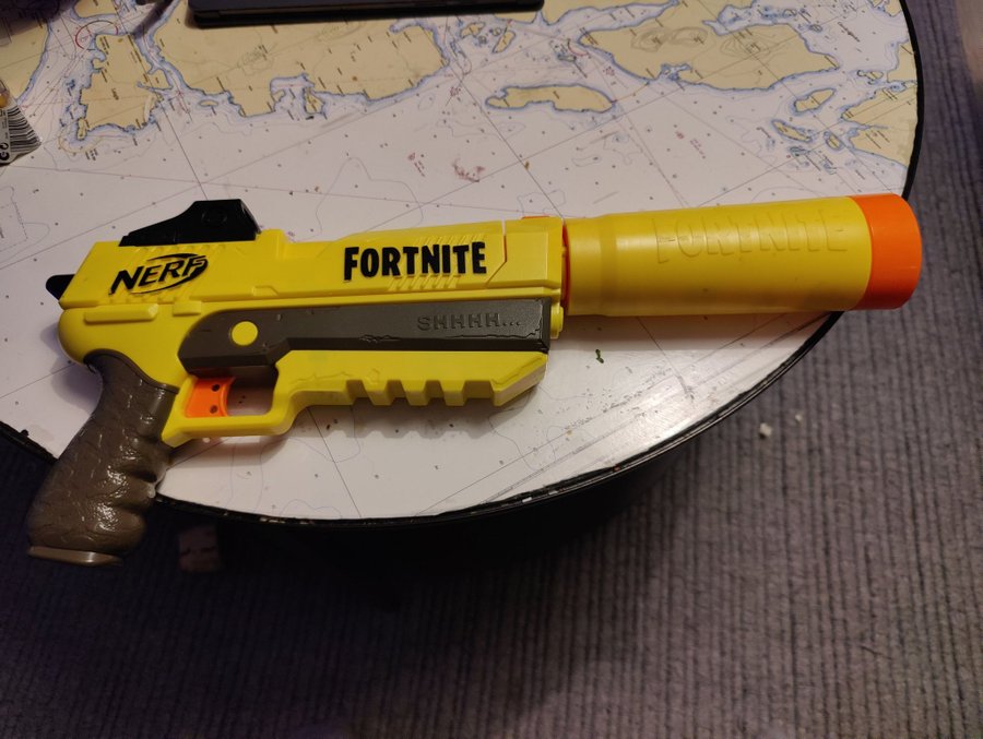 NERF Fortnite SP-L Sneaky Springer