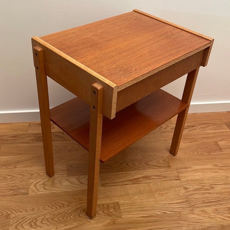 Vintage Teak Sängbord 1900-tal  Låda Tapet Vit Paradiset Josef Frank