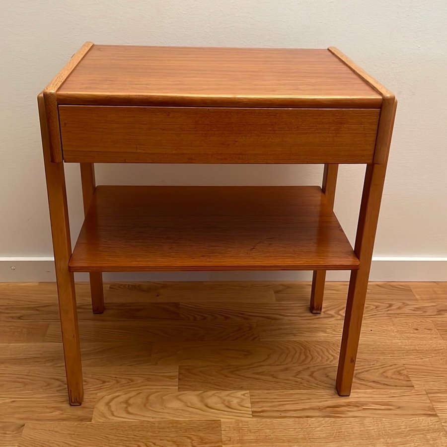 Vintage Teak Sängbord 1900-tal  Låda Tapet Vit Paradiset Josef Frank