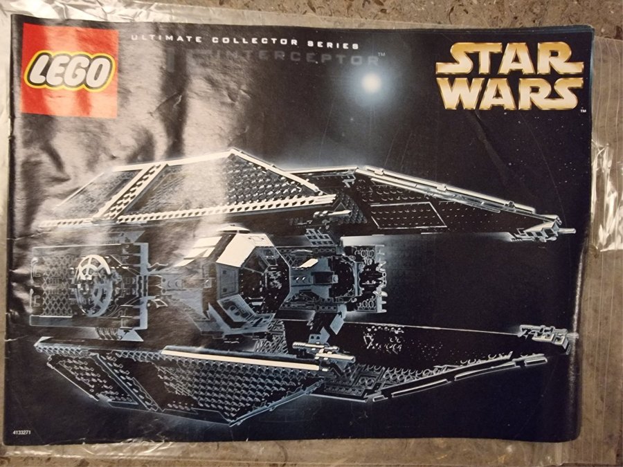 Lego Star Wars - 7181 TIE Interceptor - UCS