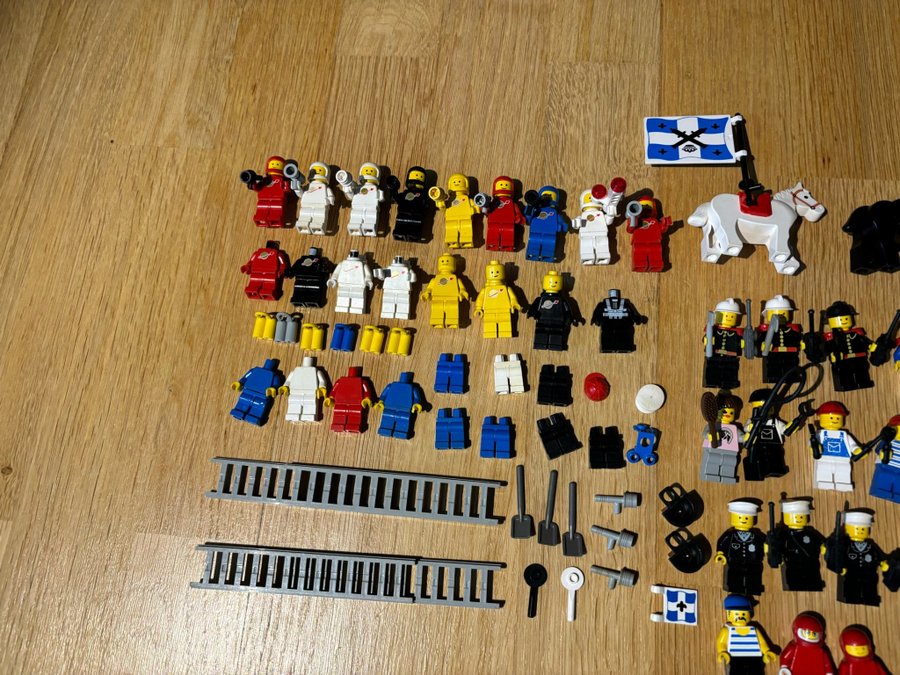 Lego Minifigurer - Stor samling