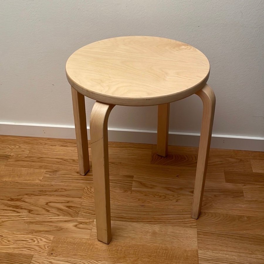 Vintage Stor Ikea Pall ”Frosta” T 90-tal. Björk