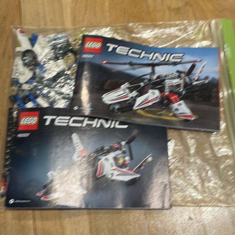 LEGO Technic 42057 - Helikopter