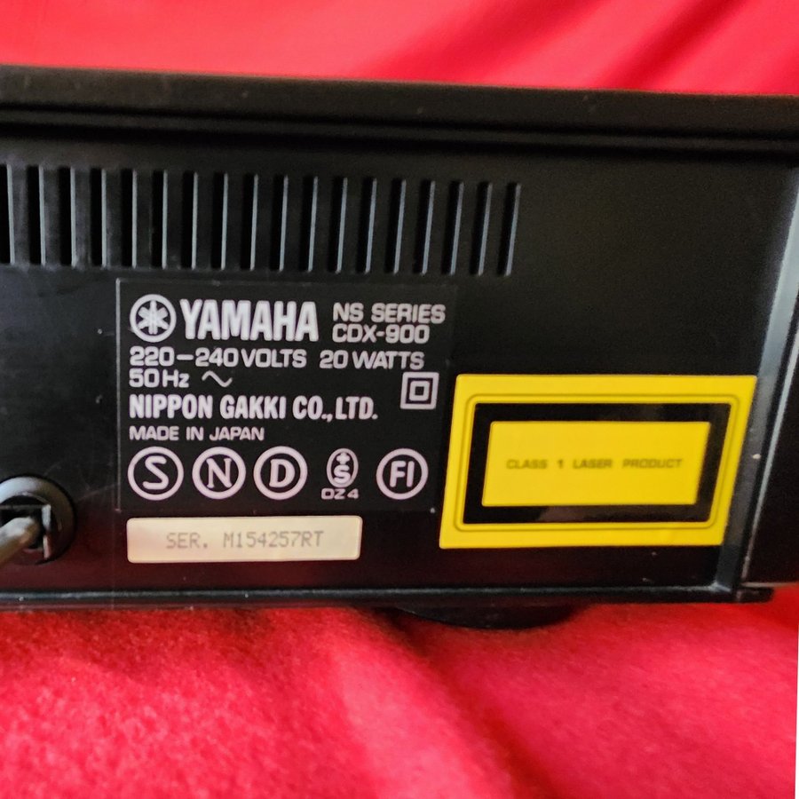 Yamaha CDX-900 Japan