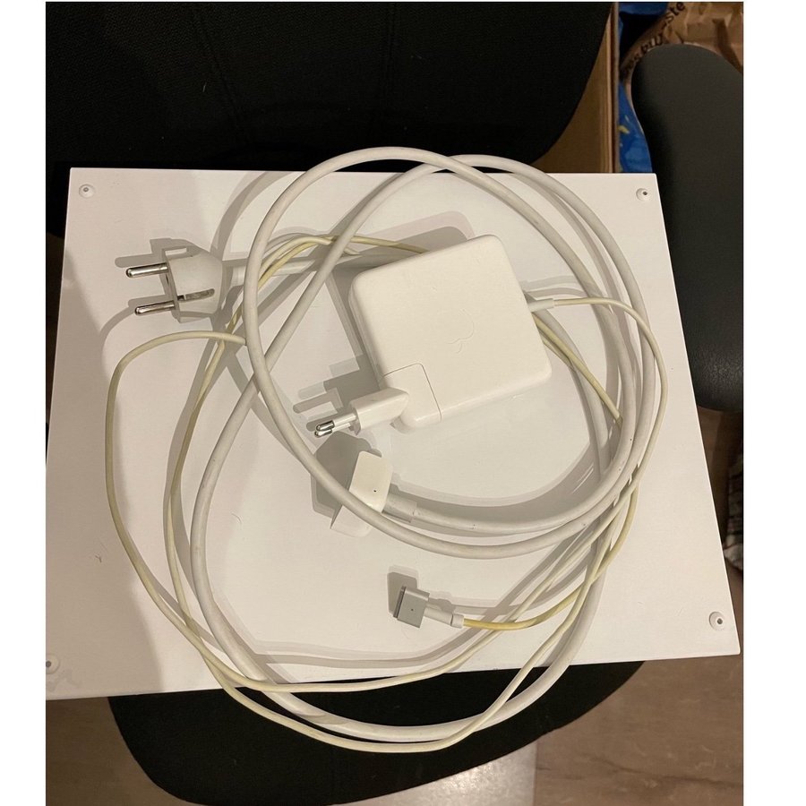 Apple laddare MagSafe 2 45W Strömadapter