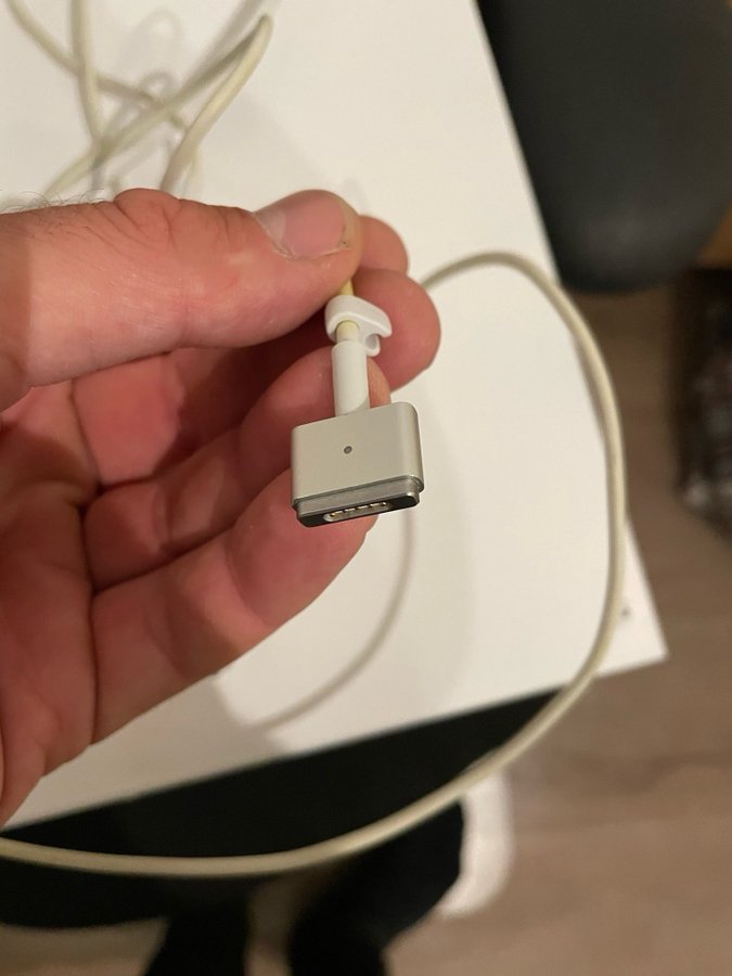 Apple laddare MagSafe 2 45W Strömadapter