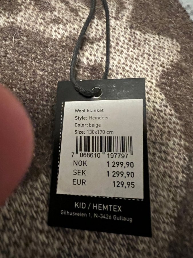 helt ny pläd i ull från Hemtex Nypris: 1300 kr