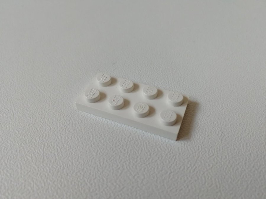 Lego - plate - platt - bas - 2x4 - part 3020 - vit