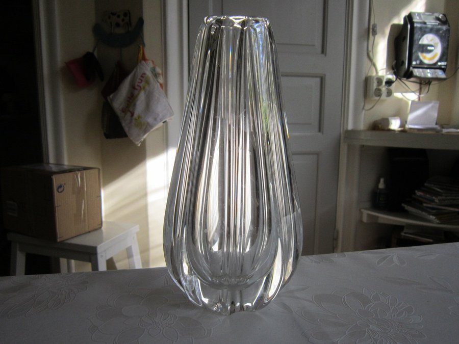 Johansfors glasbruk Retro vas Design: Sixten Wennerstrand Oval, tung glasvas