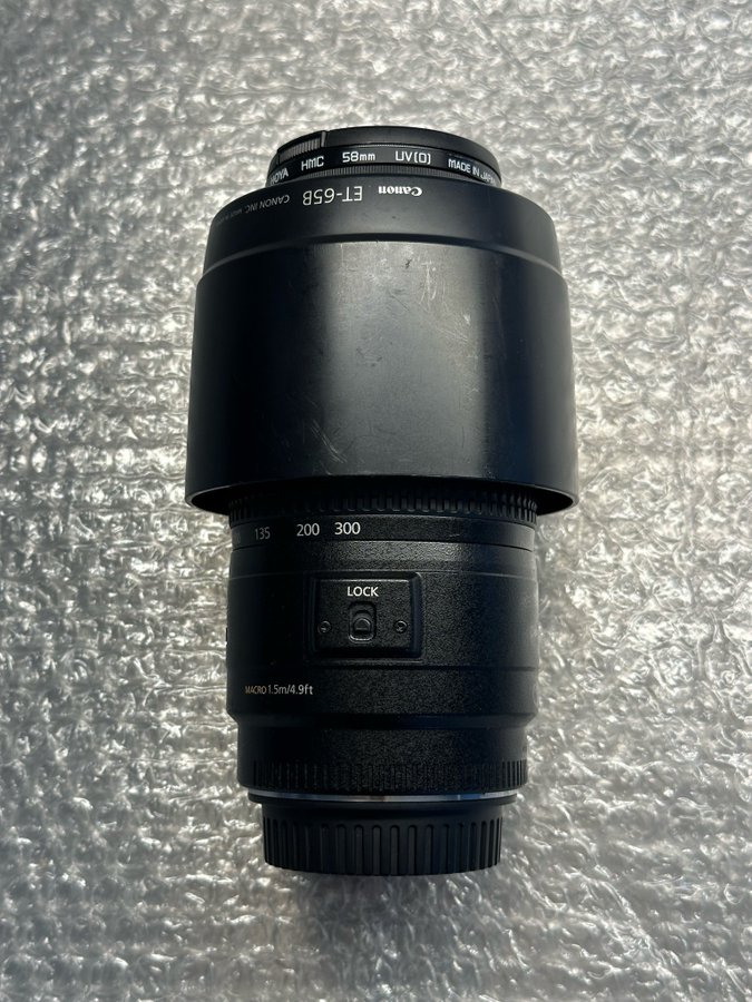 Canon EF 70-300mm f/4-5.6 IS USM Lens ( Full Frame )