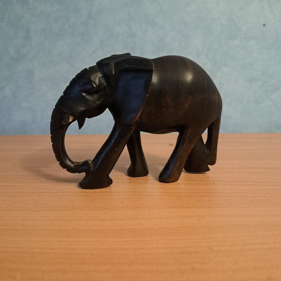 FIGURIN elefant iträ