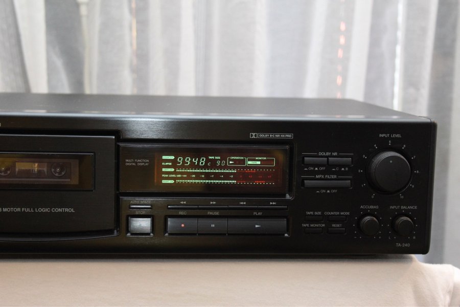 ONKYO TA-240 Kassettbandspelare * 3 HEAD* 3 MOTOR *FULL LOGIC CONTROL*