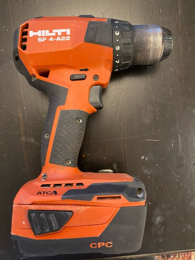 Hilti SF 4-A22 skruvdragare med batteri och laddare