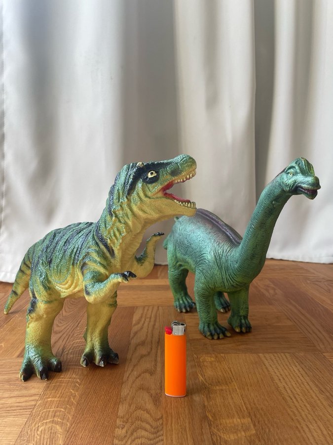 Dinosaurier 2 st , T-REX och Diplodocus