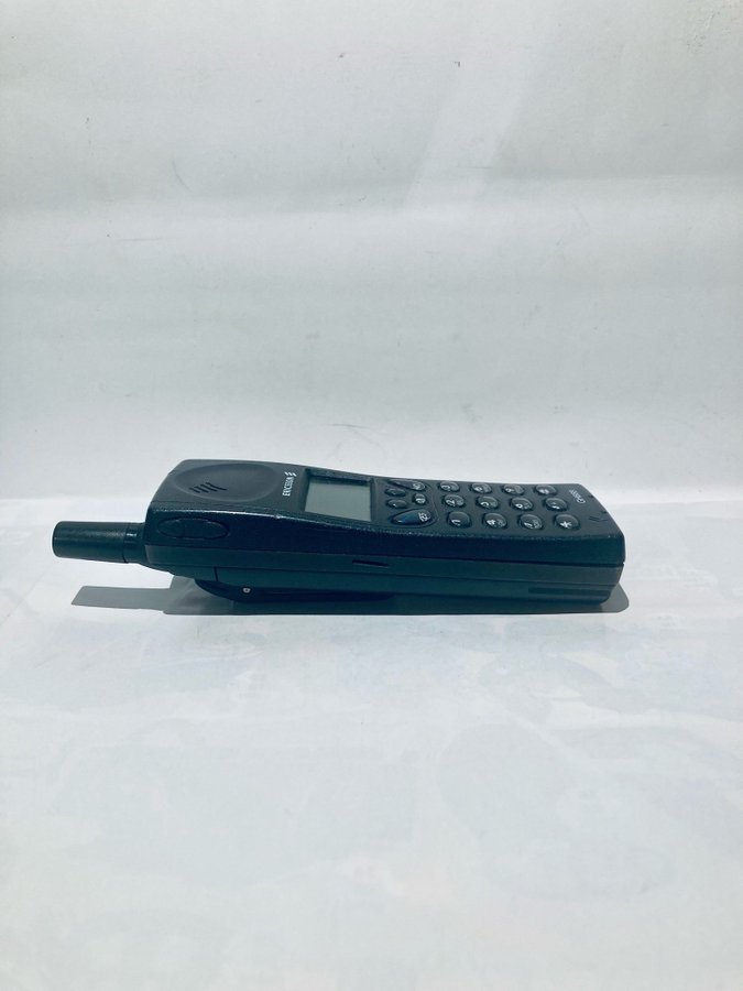 Ericsson GH688 - Retro / Vintage Mobiltelefon