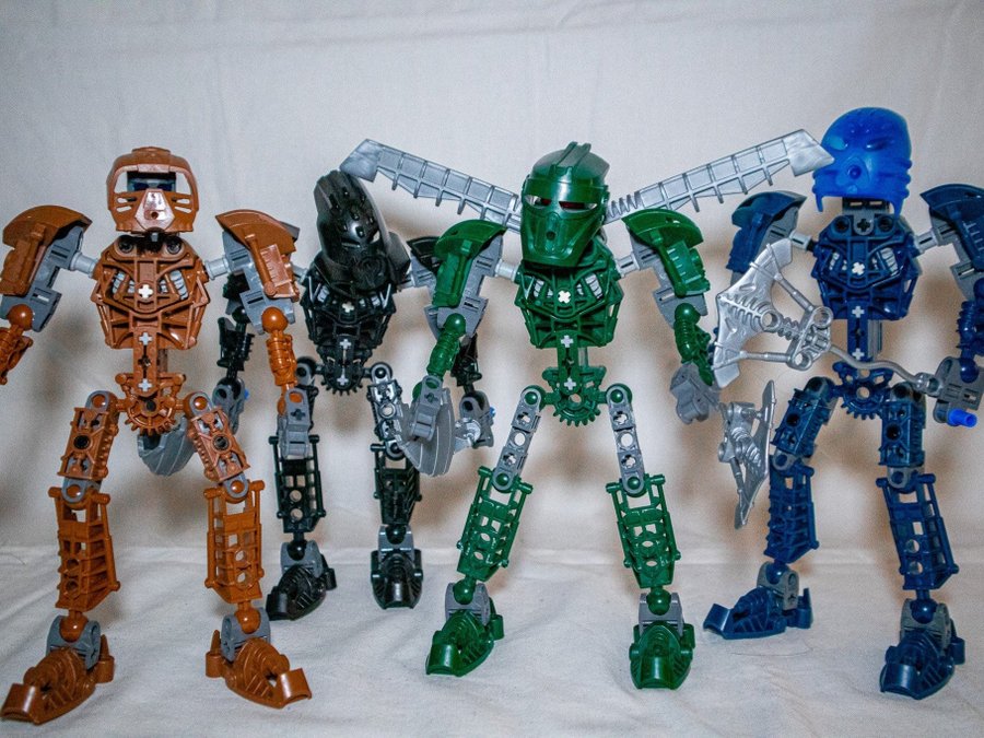 Bionicle 4 metru nui figurer