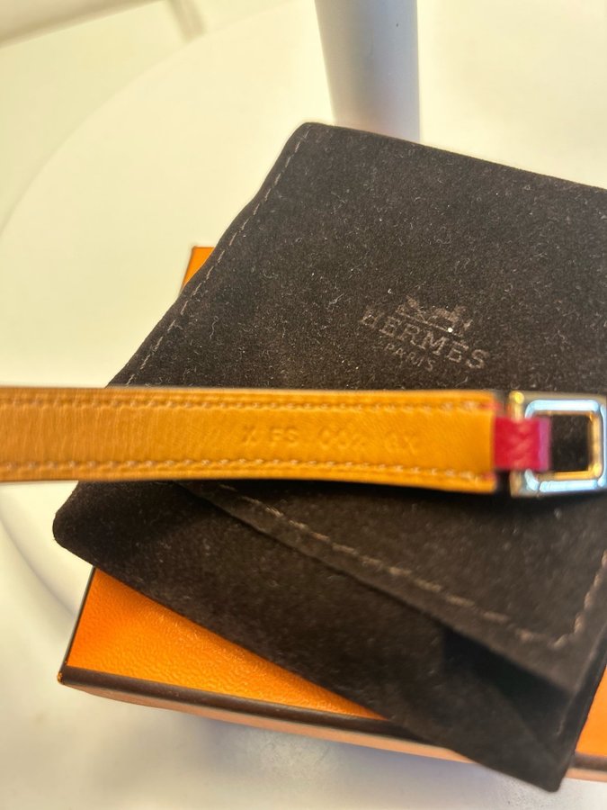 Hermès armband , Rivale double tour mörkt röd