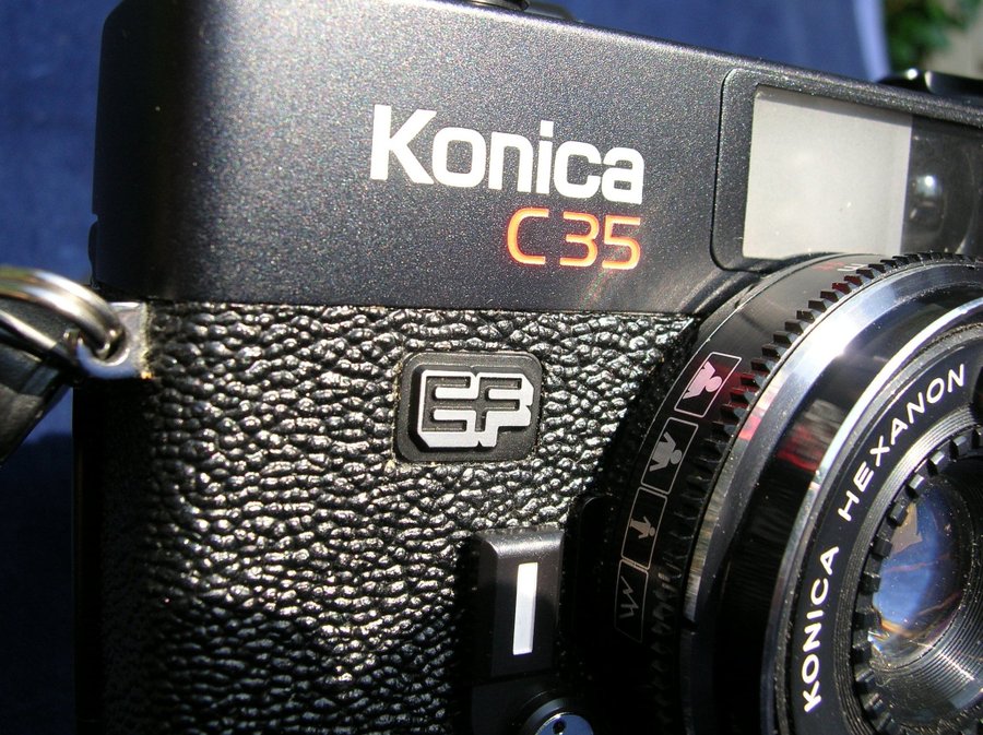 Konica C35