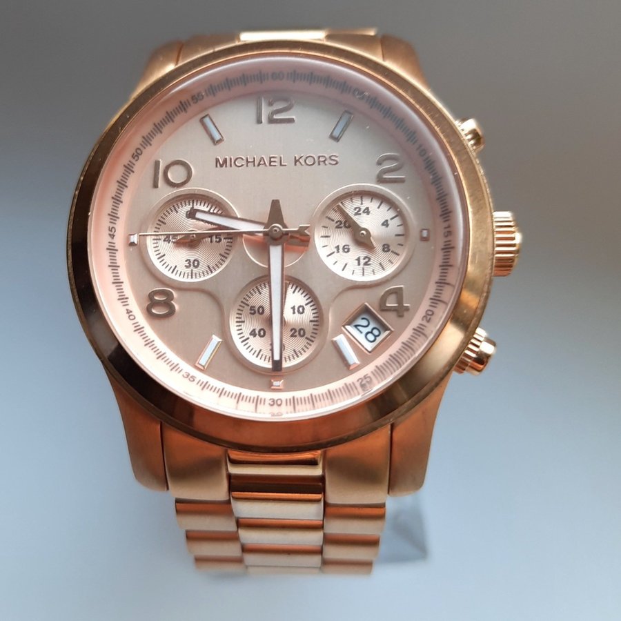 Elegant Damklocka från Michael Kors – Modell MK5128 i roseguld