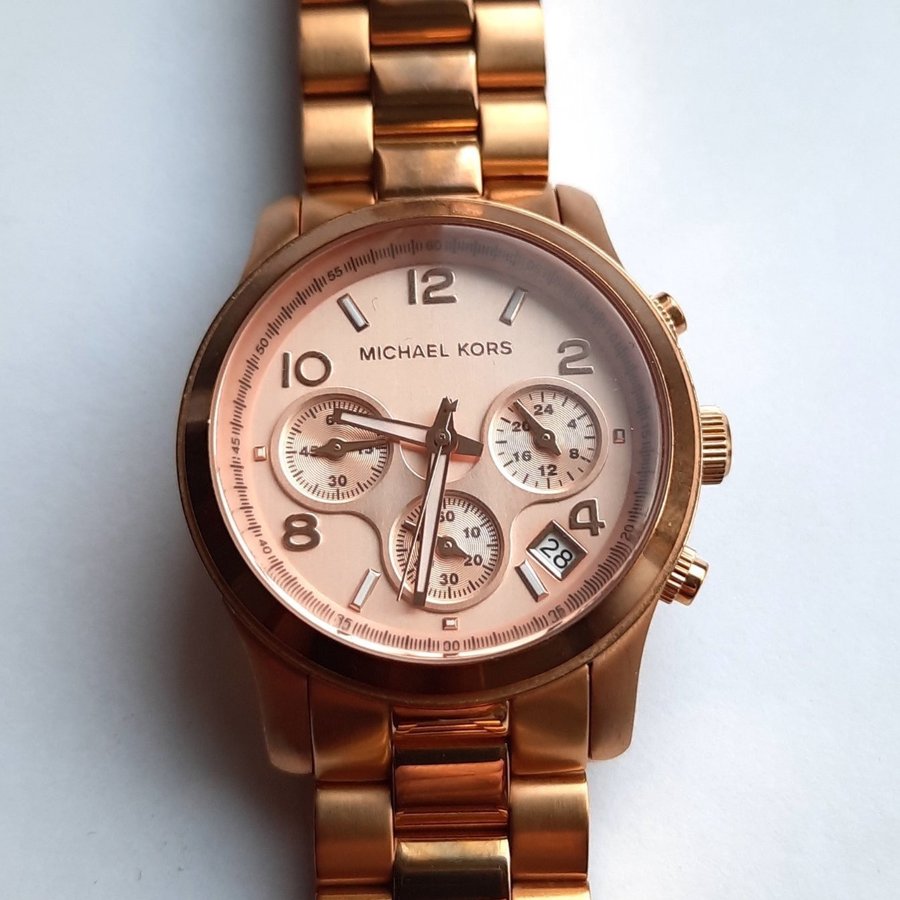 Elegant Damklocka från Michael Kors – Modell MK5128 i roseguld