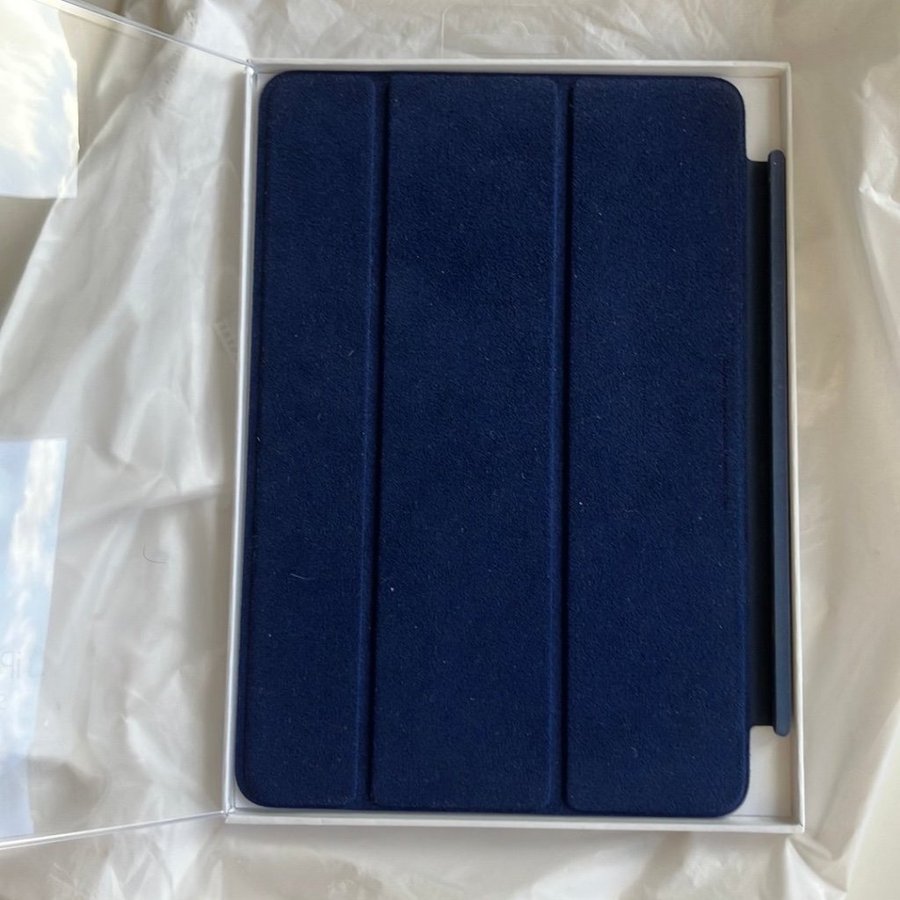 OANVÄNT med kvitto iPad mini 4 Smart Cover - Midnight Blue i skinn och mocka