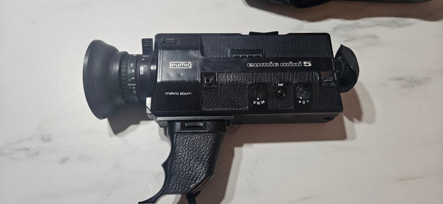 Eumig Mini 5 Super 8 Filmkamera