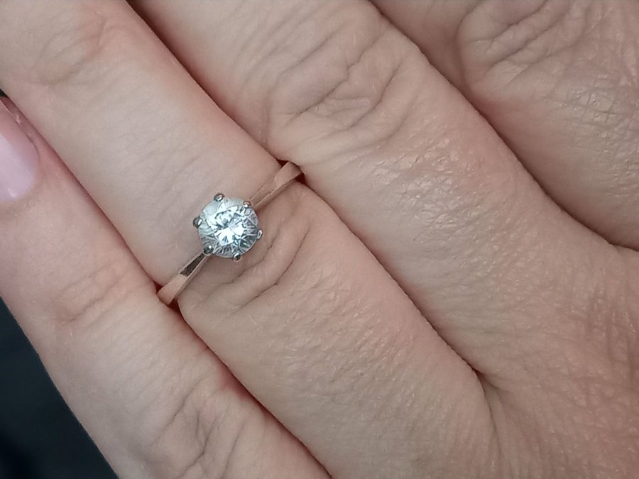 Vacker RING äkta silver 835 VIT sten stl 17.25 fin lyster