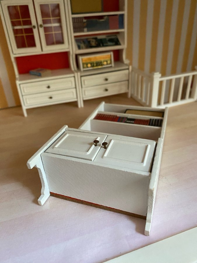 Retro Lundby bokhylla i tre delar