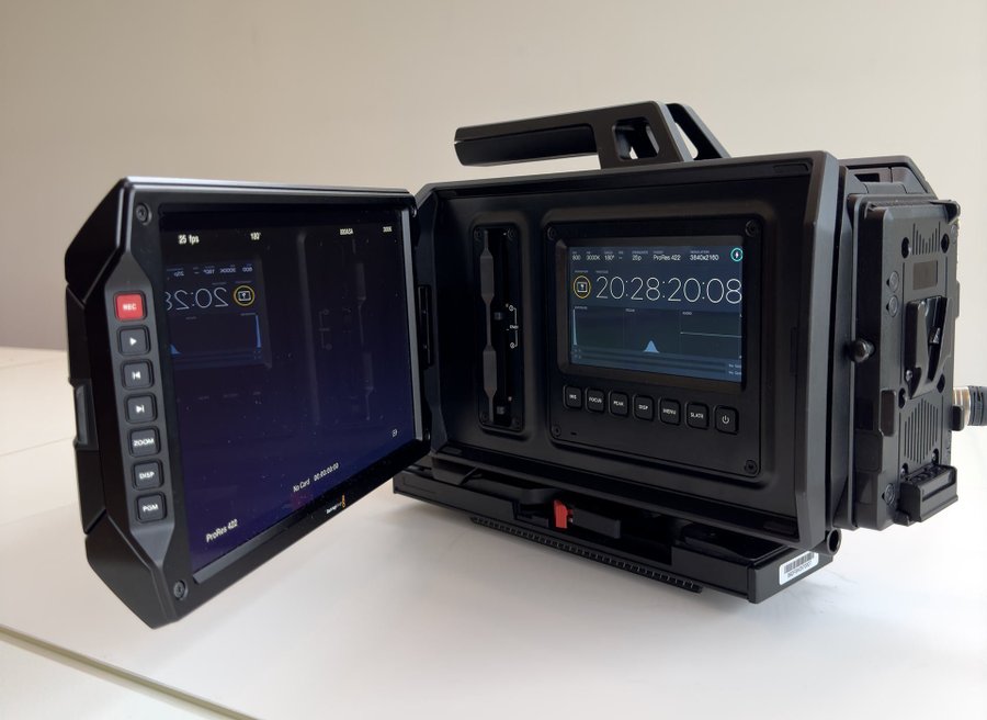 Filmkamera Blackmagic Design URSA 4K v2 Cinema Camera (EF)