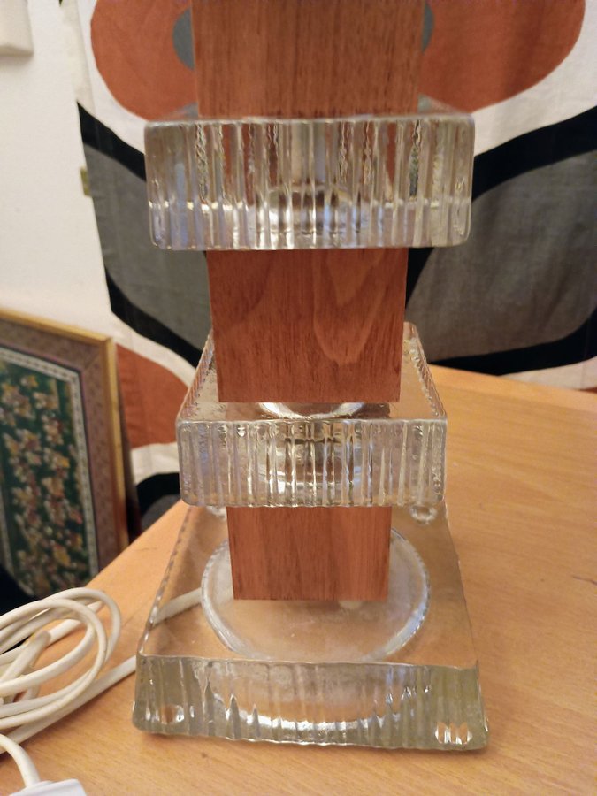 Äldre stor bordslampa retro teak glas