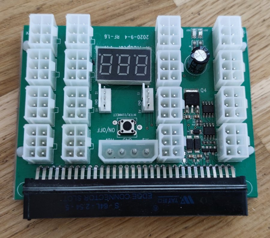 PSU Splitter med Digital Display