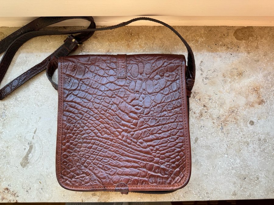 VINTAGE MULBERRY brun krokopräglad skinnväska läderväska kroko skinn läder väska