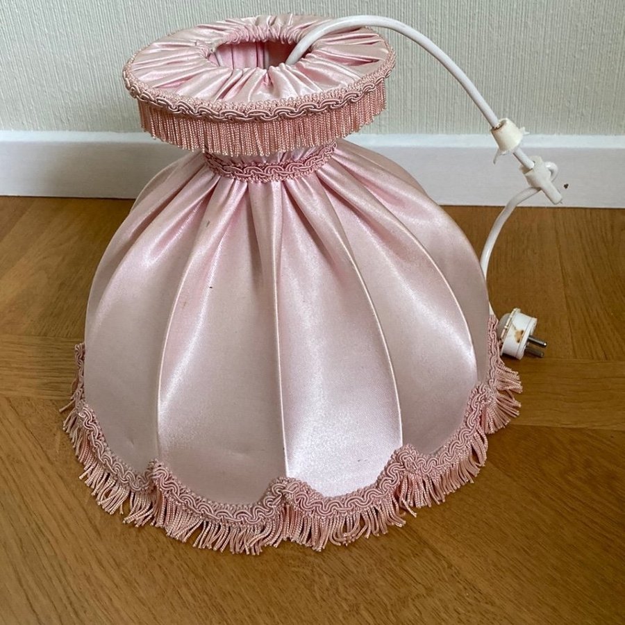 Retro lampskärm taklampa med fransar rosa