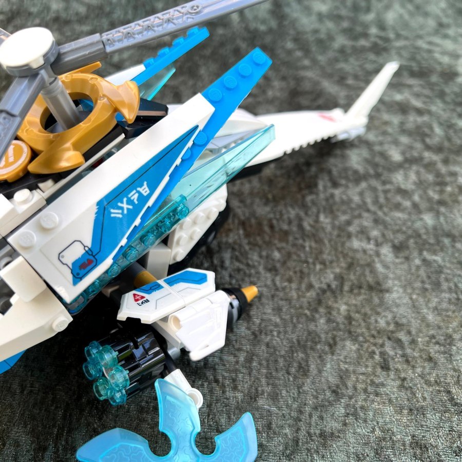 70673-1-Shuricopter (2019) Ninjago Secrets of the Forbidden Spinjitzu - Komplett