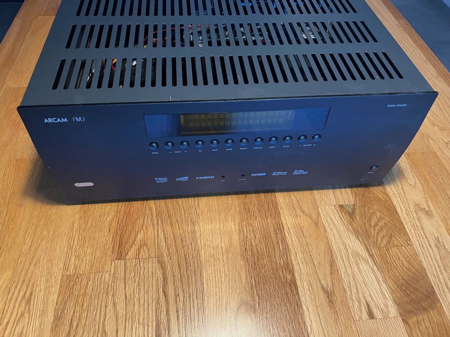 Arcam AVR400 DEFEKT