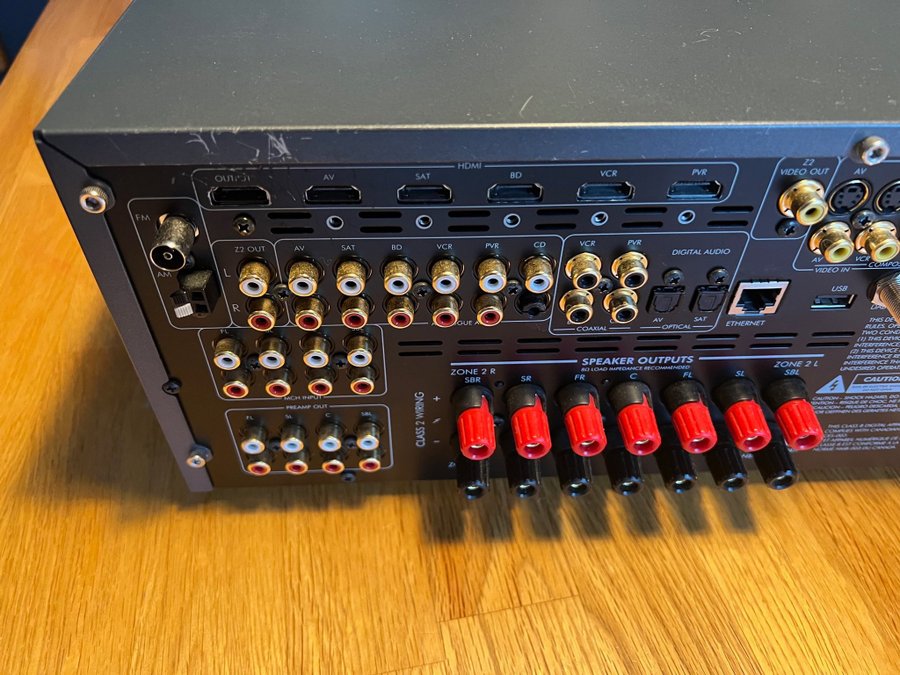 Arcam AVR400 DEFEKT