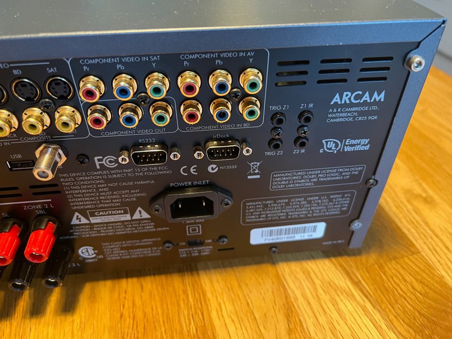 Arcam AVR400 DEFEKT