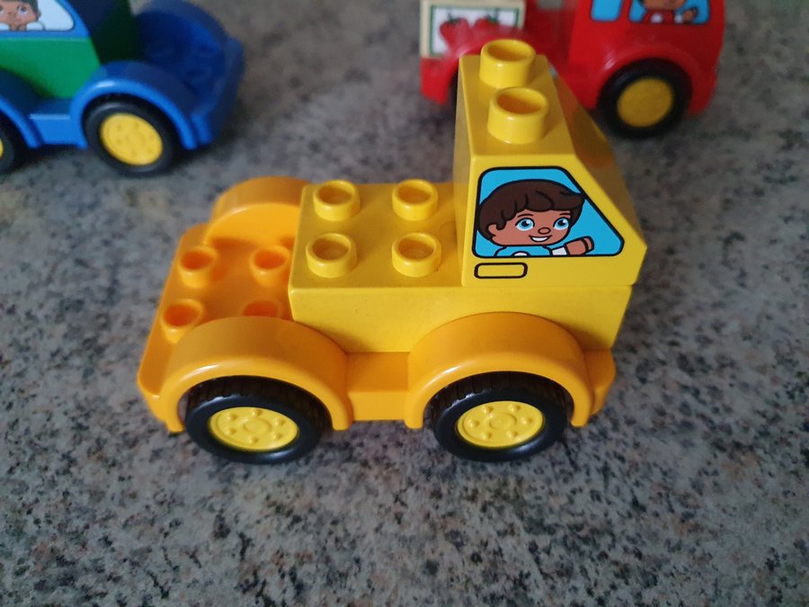 Lego Duplo bilar