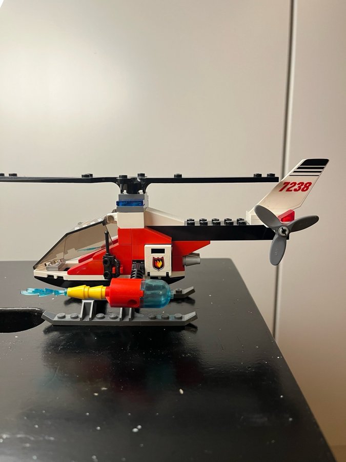 Lego City - Fire Helicopter (7238)