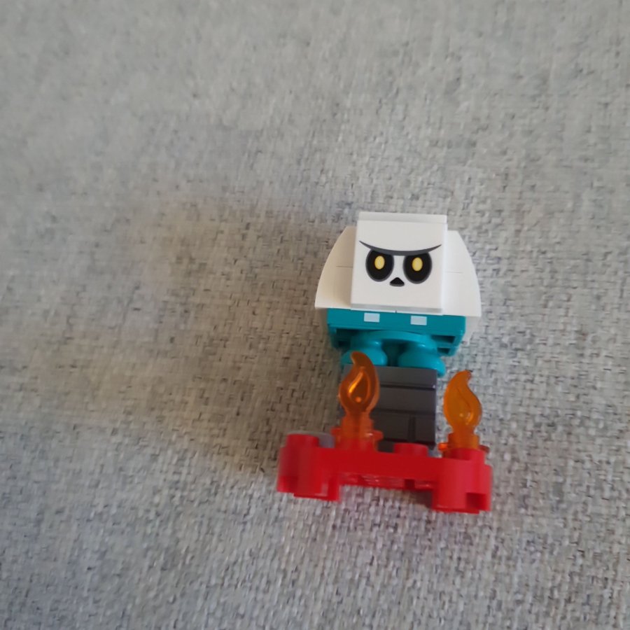 LEGO Mario 2 Bone Goomba