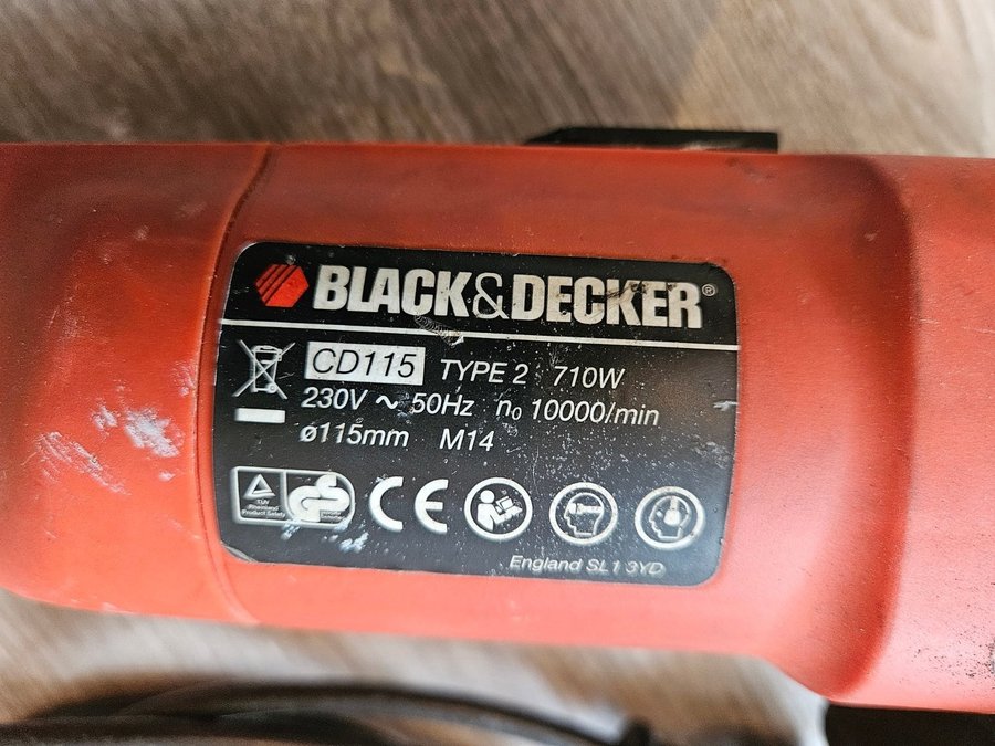 Black  Decker Vinkelslip CD115