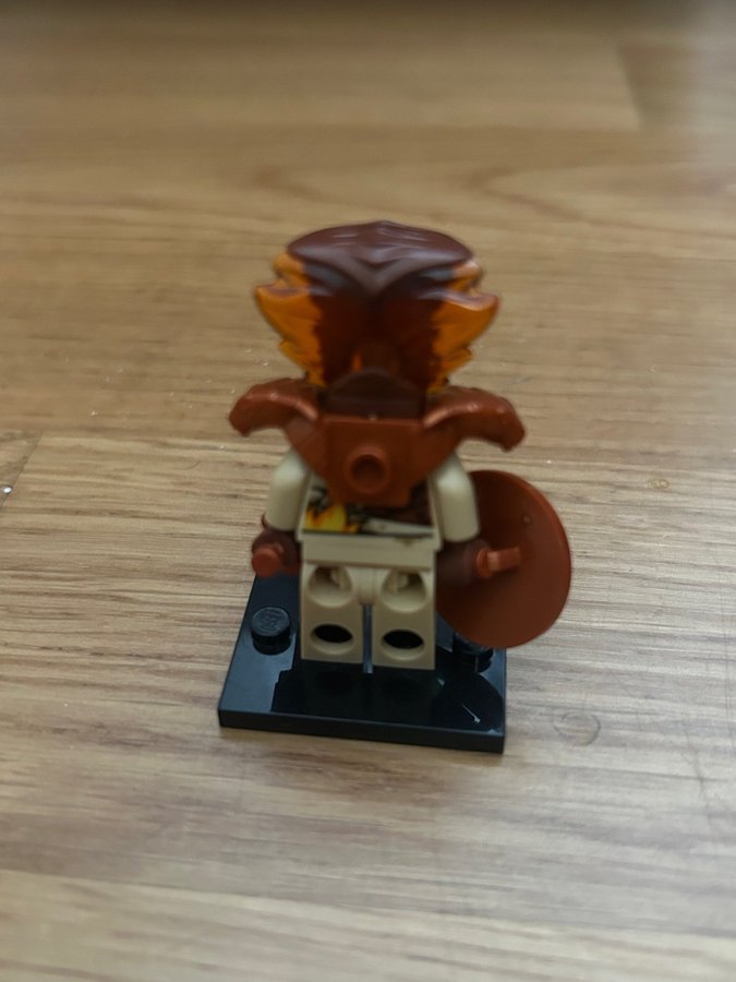 Lego Ninjago - Secrets of the Forbidden Spinjitzu - Pyro Destroyer Minifigure