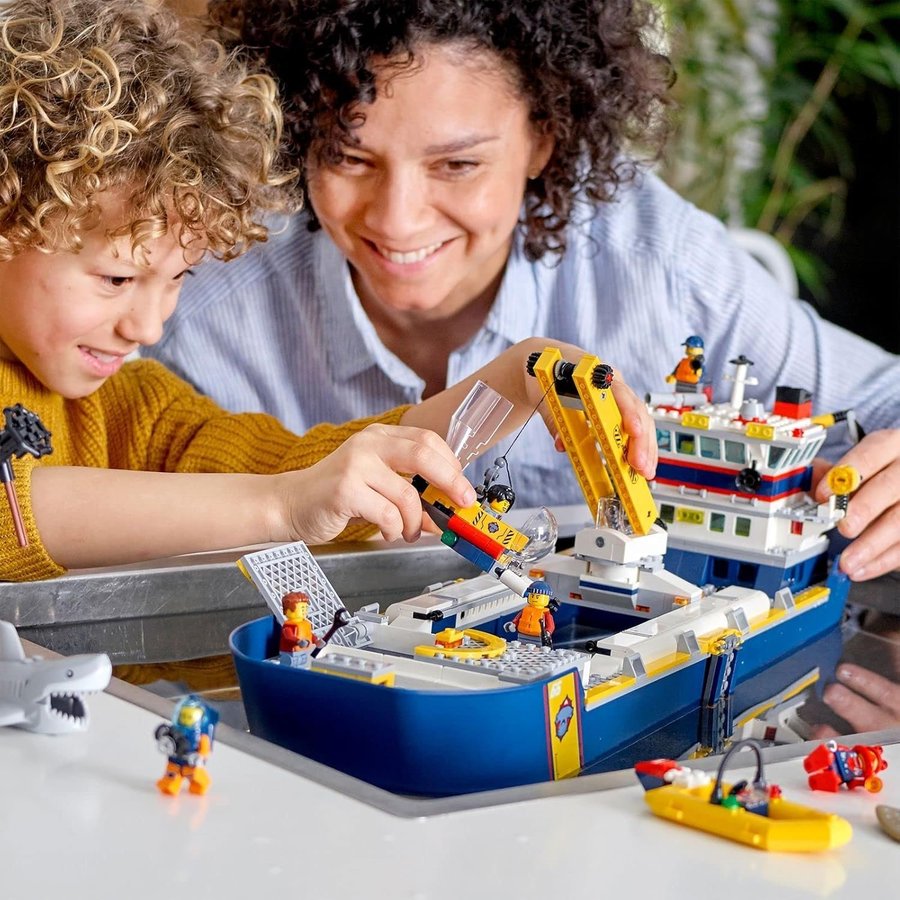 LEGO 60266 City Oceans Hav –utforskarskepp (Antal delar 745)Obrutna förpackning