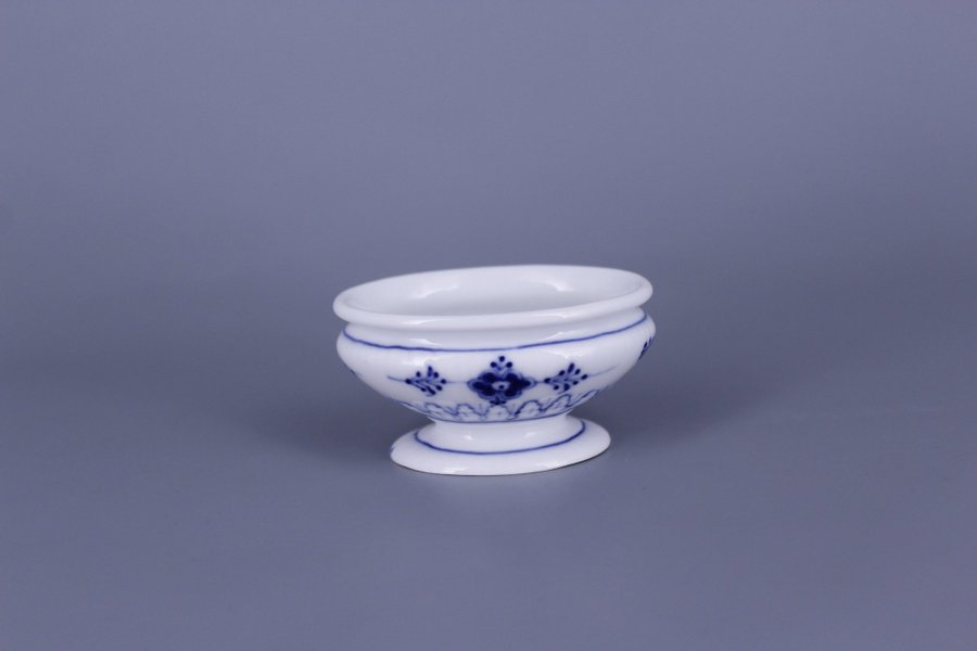 Royal Copenhagen Blue Fluted Plain no 195 Unique Small Bowl Salt Dish