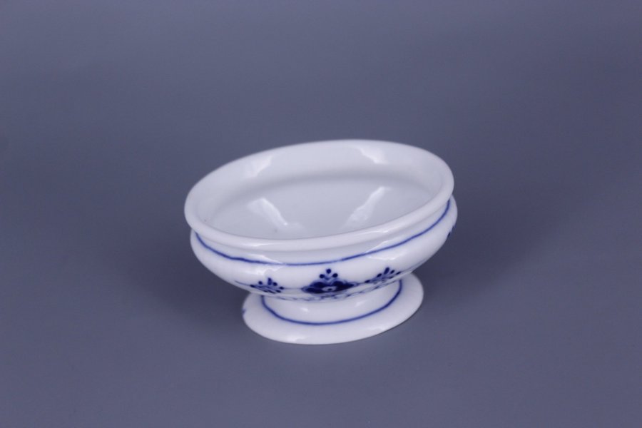 Royal Copenhagen Blue Fluted Plain no 195 Unique Small Bowl Salt Dish