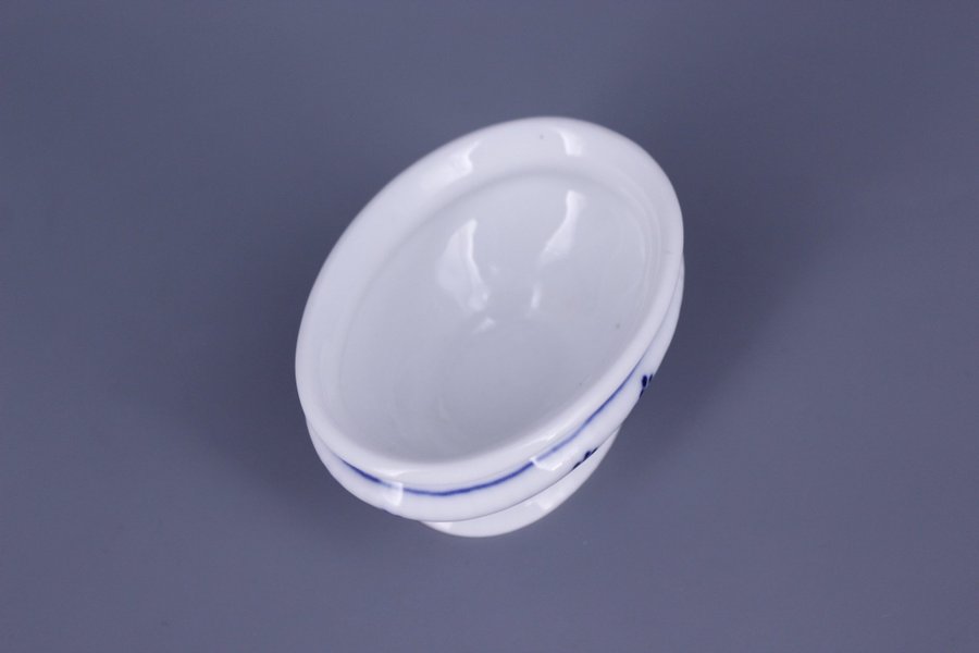 Royal Copenhagen Blue Fluted Plain no 195 Unique Small Bowl Salt Dish